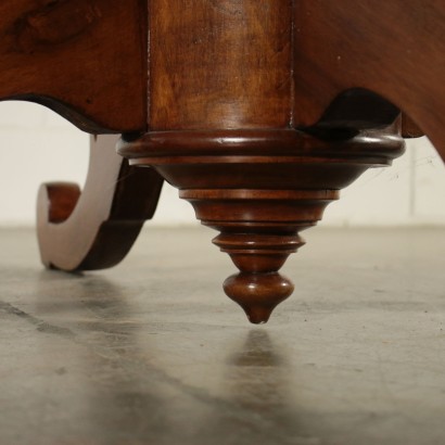 Grand Table Ronde Noyer massif Fabriqué en Italie Moitié '800