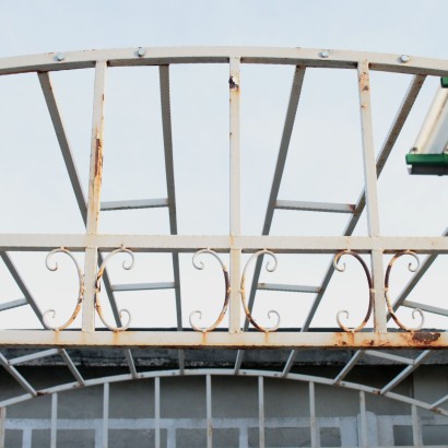 Iron Rectangular Gazebo with Arched Covering