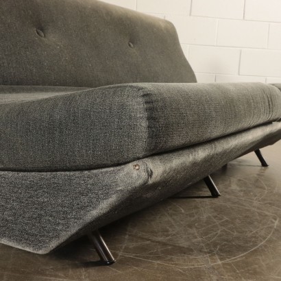 moderne Antiquitäten, moderne Design-Antiquitäten, Sofa, modernes antikes Sofa, modernes Antiquitäten-Sofa, italienisches Sofa, Vintage-Sofa, 60er-Jahre-Sofa, 60er-Jahre-Design-Sofa