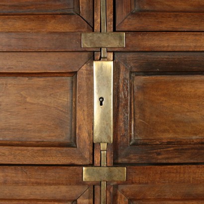 Antiquitäten, Kleiderschrank, Antiker Kleiderschrank, Antiker Kleiderschrank, Antiker italienischer Kleiderschrank, Antiker Kleiderschrank, neoklassizistischer Kleiderschrank, Kleiderschrank aus dem 19. Jahrhundert