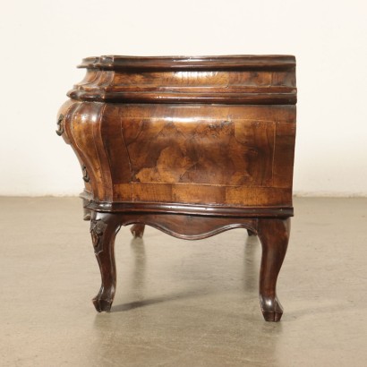 Walnut Petineuse Italy 20th Century