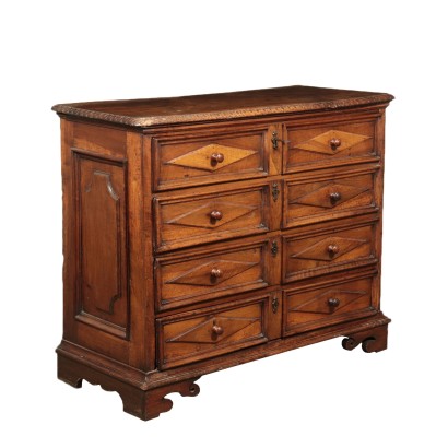 Solid Walnut Chest of Drawers Italy Early 18th Century