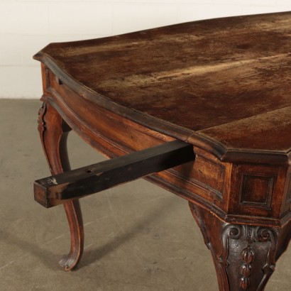 Walnut Table Italy 20th Century