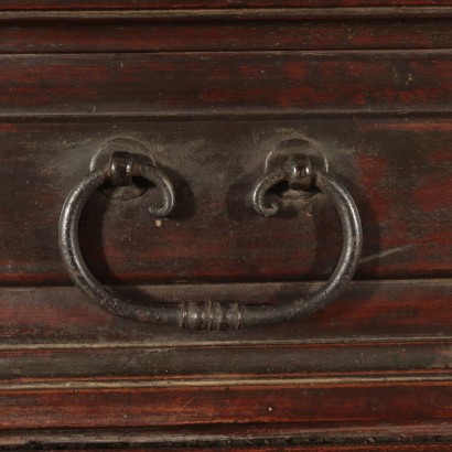 Walnut Chest of Drawers Italy 18th Century