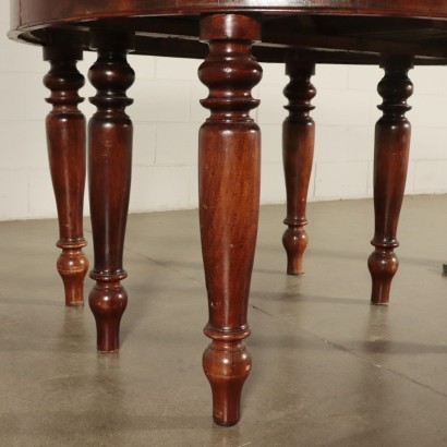 Walnut Round Table With Extensions Italy 19th Century