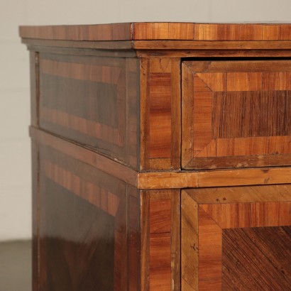Ligurian Chest of Drawers Walnut and Brazilian Rosewood 18th Century