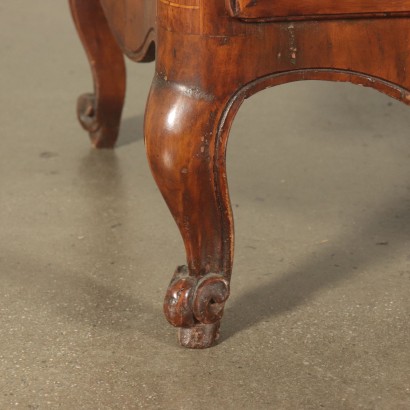 Maple Chest of Drawers Italy 18th Century