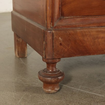 Solid Walnut Chest of Drawers Italy Mid 19th Century