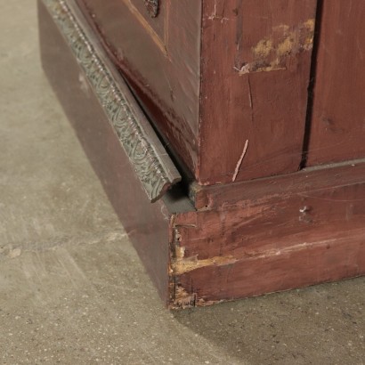 Small Mahogany Veneer Cupboard England 20th Century