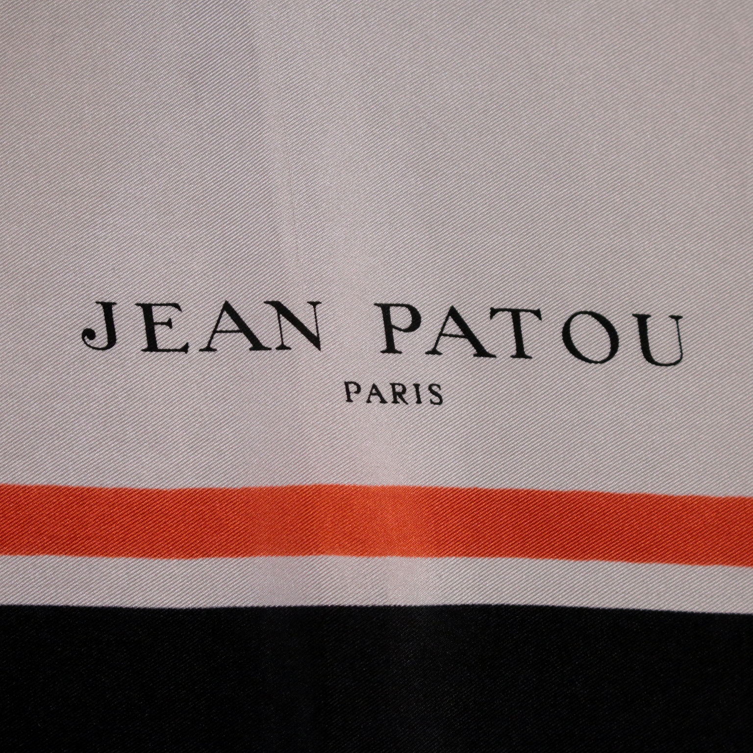 Jean patou foulard shop