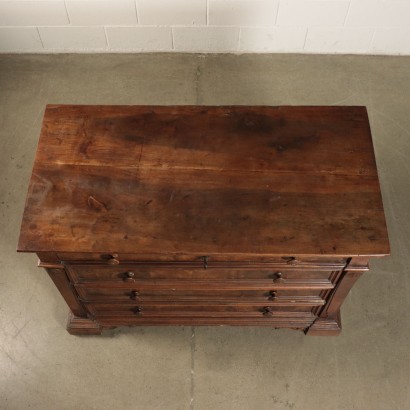 Walnut Chest of Drawers Italy 18th Century