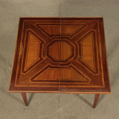 Neoclassical Gaming Table Maple Walnut and Mahogany Italy 18th Century
