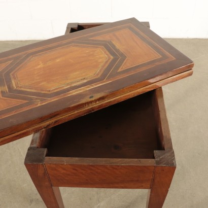 Neoclassical Gaming Table Maple Walnut and Mahogany Italy 18th Century