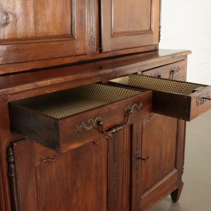 Credenza con alzata