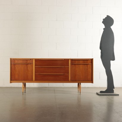 modernariato, modernariato di design, credenza, credenza modernariato, credenza di modernariato, credenza italiana, credenza vintage, credenza anni '60, credenza design anni 60, inglese.