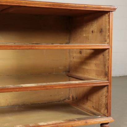 Chest of Drawers Maple Carob Cherry Various Essence Italy 18th Century