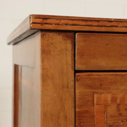 Inlaid Dresser Walnut, Cherry and Marple Piacenza, Italy 18th Century