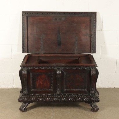 Small Coffer Walnut 17th Century