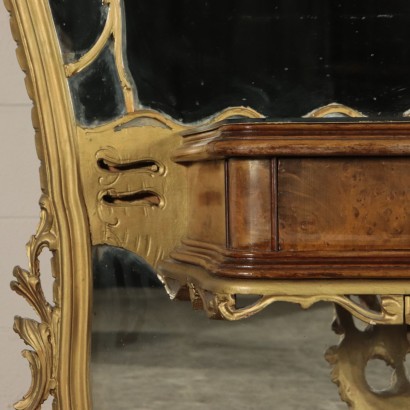 Chippendale Style Petineuse Gilded Wood and Poplar Burl 2oth Century