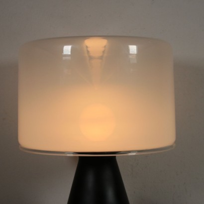 modernariato, modernariato di design, lampada da tavola, lampada da tavola modernariato, lampada da tavola di modernariato, lampada da tavola italiana, lampada da tavola vintage, lampada da tavola anni '60, lampada da tavola design anni 60