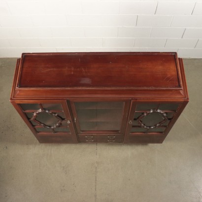 Matching Decò Showcases, Mahogany, England 20th Century