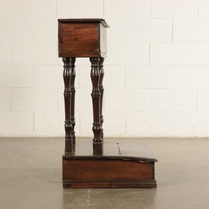 Walnut Kneeling-Stool Italy 18th Century