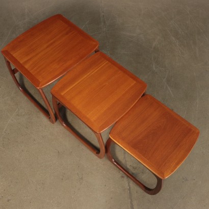 antiquités modernes, design d'antiquités modernes, table basse, table basse antique moderne, table basse antiquités modernes, table basse italienne, table basse vintage, table basse des années 60, table basse design des années 60