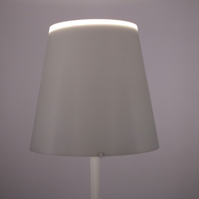 modernariato, modernariato di design, lampada da terra, lampada da terra modernariato, lampada da terra di modernariato, lampada da terra italiana, lampada da terra vintage, lampada da terra anni '60, lampada da terra design anni 60