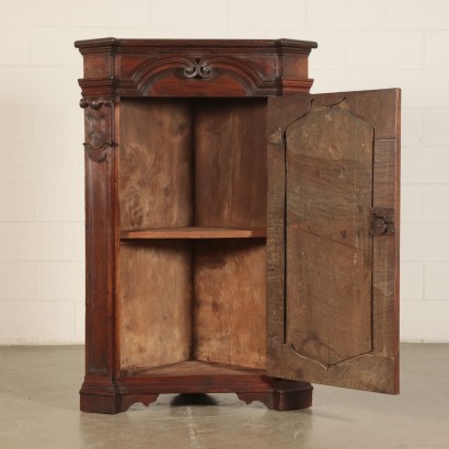 Antiquitäten, Eckschrank, antike Eckschränke, antiker Eckschrank, alter italienischer Eckschrank, antiker Eckschrank, neoklassizistischer Eckschrank, 19. Jahrhundert Eckschrank