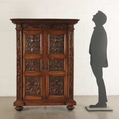 Petite Armoire à deux Portes Noyer Italie Fin'800 Début '900