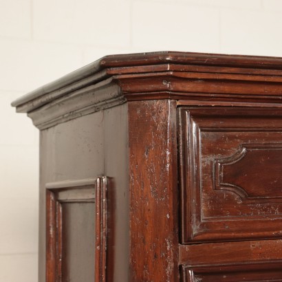 Chest of Drawers with 4 Drawers, Walnut Italy 18th Century