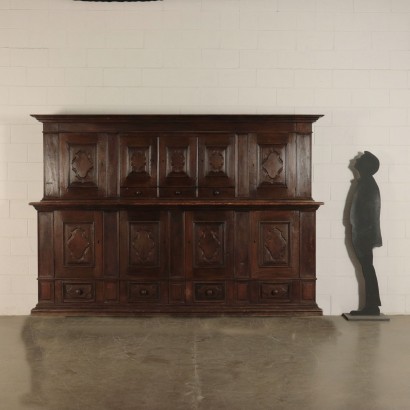 Großes sideboard body-double