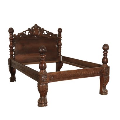 Carved Bed Walnut Italy 17th Century