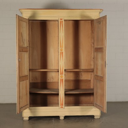 Armoire