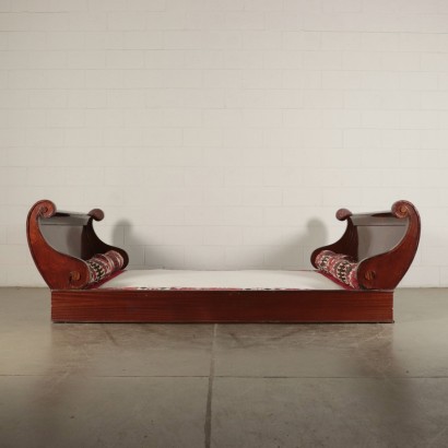 Queen Size Bed, Mahogany Veneer Italy 20th Century