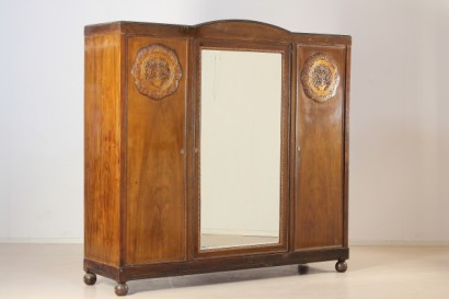 Bottega del 900, complete furnishings, room 900, neo-renaissance room, room destination Italy, Walnut room, bedroom, double bed, closet, Dresser, pair of nightstands, bed, bedside tables, bedroom of 900, room 900