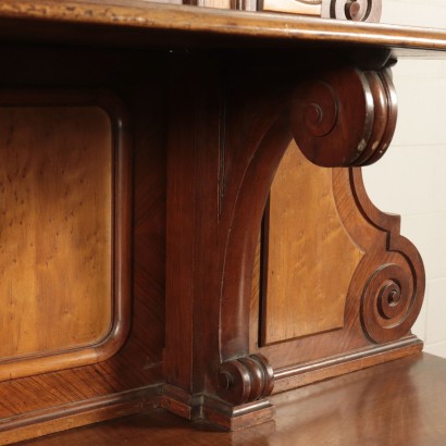 Credenza Umbertina con Piattaia