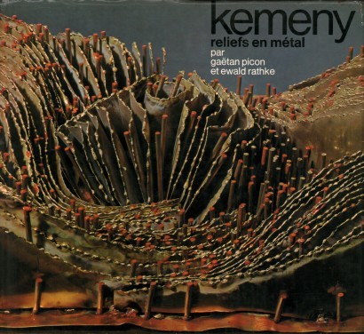 Kemeny reliefs en mètal