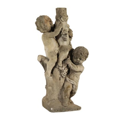 Garden sculpture with two Cherubs