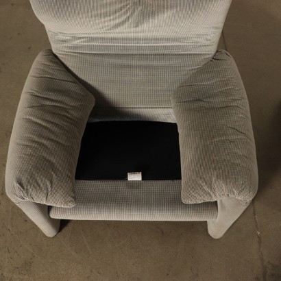 Maralunga Armachairs, Foam and Fabric,1980s Vico Magistretti, Cassina