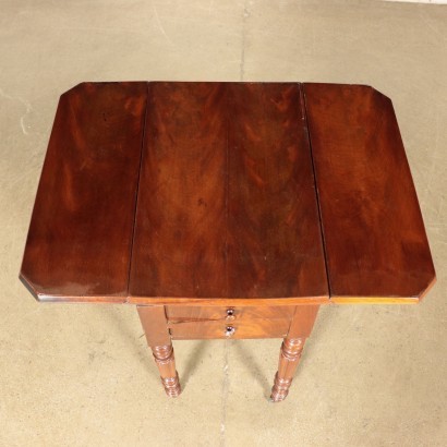 antiquités, table basse, tables basses antiques, table basse antique, table basse italienne antique, table basse antique, table basse néoclassique, table basse du 19ème siècle