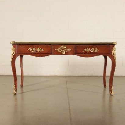 Louis XV Writing Desk, Walnut Veneer and Bronze, Italy 20th Century