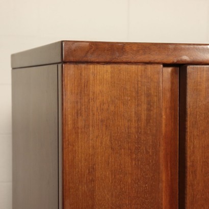 modernariato, modernariato di design, credenza, credenza modernariato, credenza di modernariato, credenza italiana, credenza vintage, credenza anni '60, credenza design anni 60