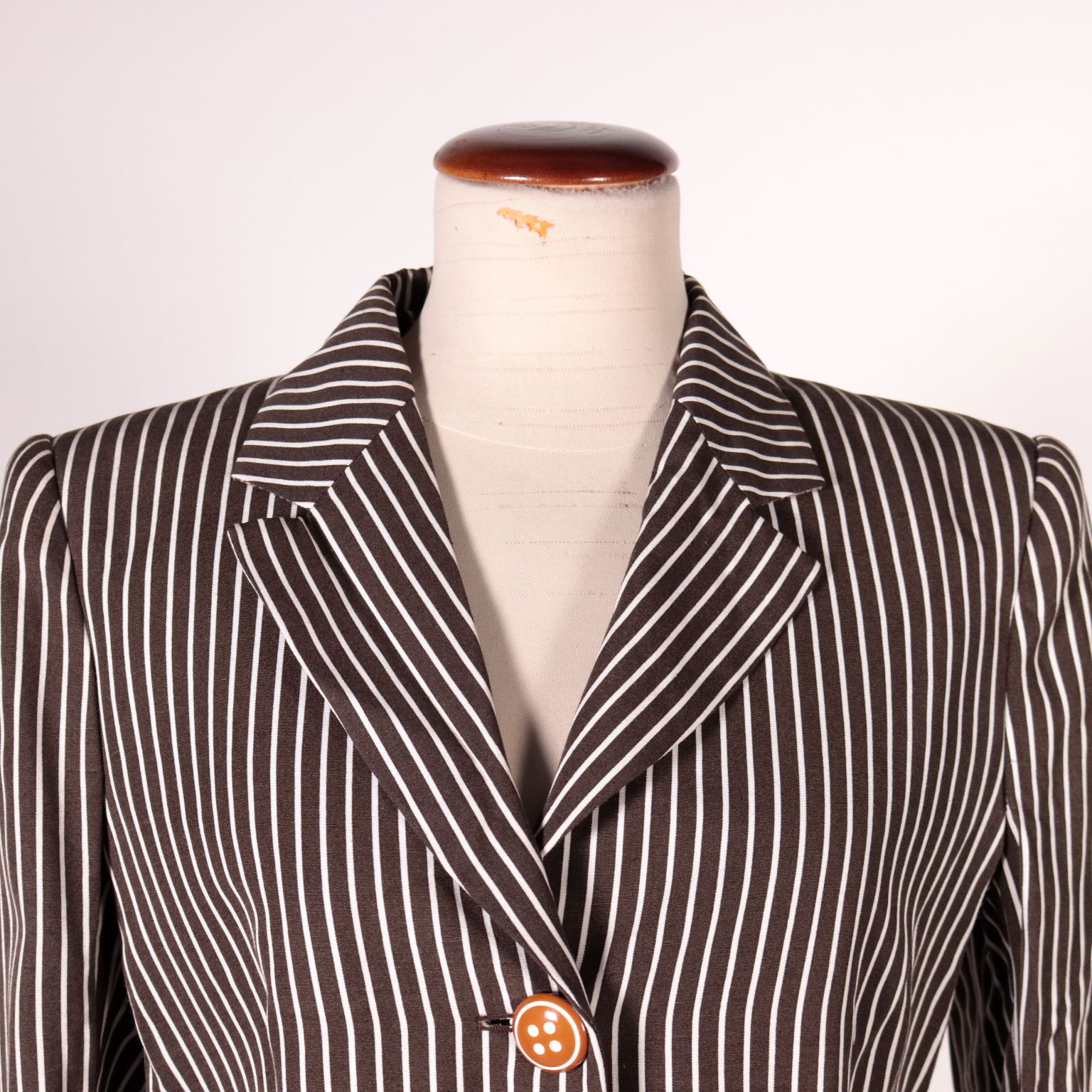 Giacca Vintage Valentino Abbigliamento e Corredi Vintage dimanoinmano