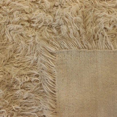 Shaggy White Vintage Carpet Wool