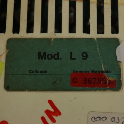 moderne Kunst, Design moderne Kunst, Elektronik, moderne Kunstelektronik, moderne Kunstelektronik, italienische Elektronik, Vintage-Elektronik, 60er-Jahre-Elektronik, 60er-Design-Elektronik, 60er-TV