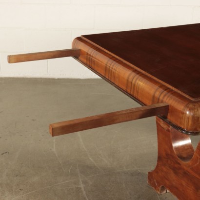 Table Walnut Veneer and Burl Veneer Italy 1930s-1940s