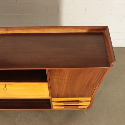 modernariato, modernariato di design, credenza, credenza modernariato, credenza di modernariato, credenza italiana, credenza vintage, credenza anni '60, credenza design anni 60