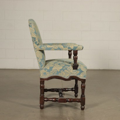 Baroque Style Chair Walnut and Padding Italy 17th-18th Century