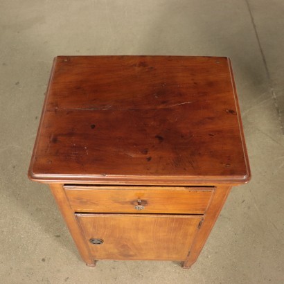 Pair of Neo-Classical Bedside Tables Walnut Italy 18th Century